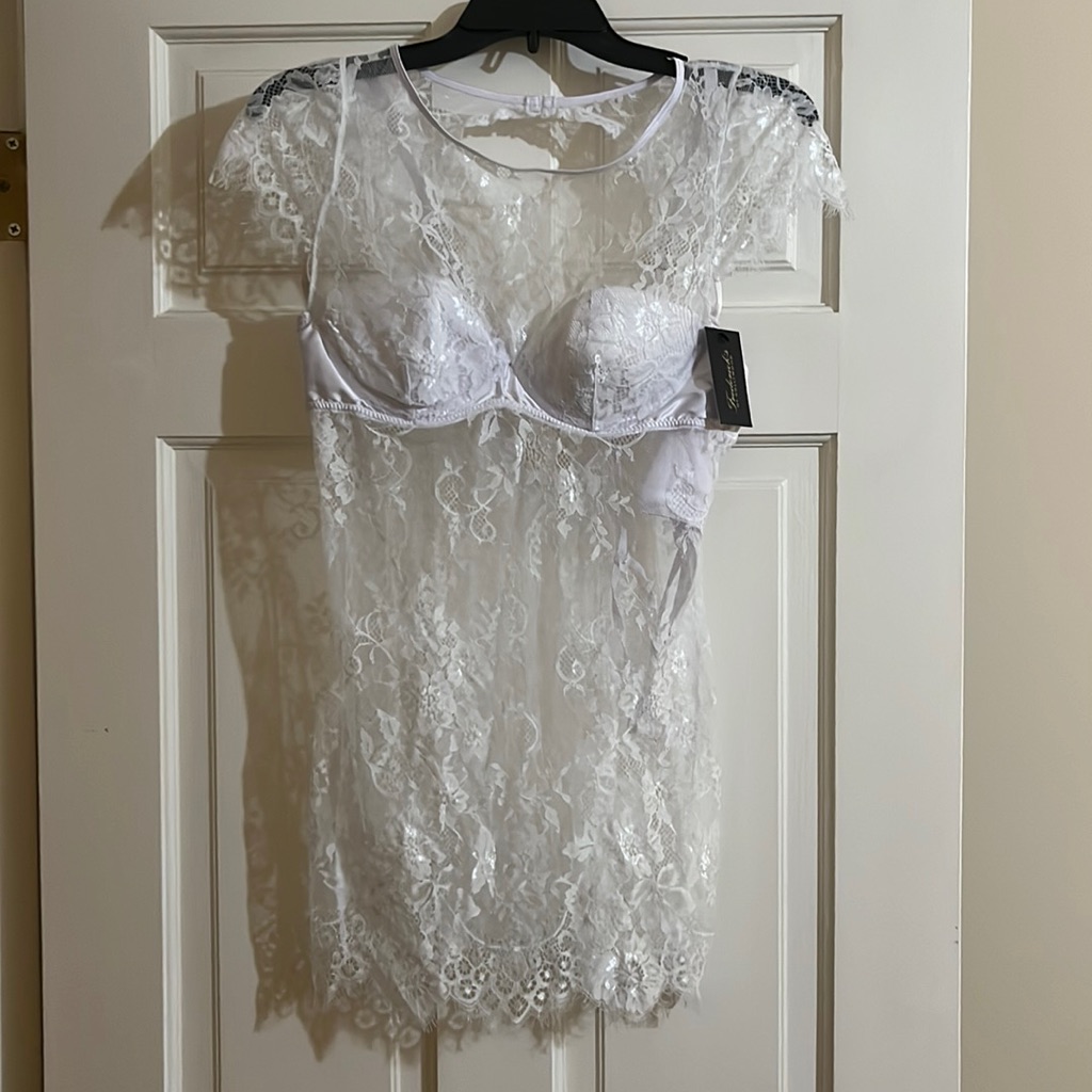 Brand New Gorgeous Fredericks Of Hollywood Lingerie Set